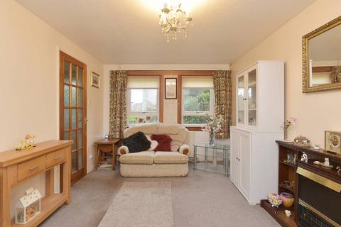 2 bedroom semi-detached house for sale, 32 North Bughtlinfield, East Craigs, Edinburgh, EH12 8XZ