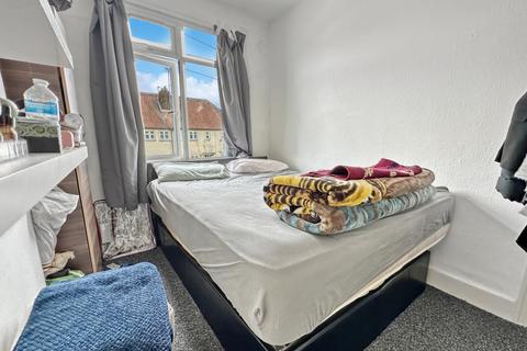 3 Kingthorpe Road, London, NW10 8JE