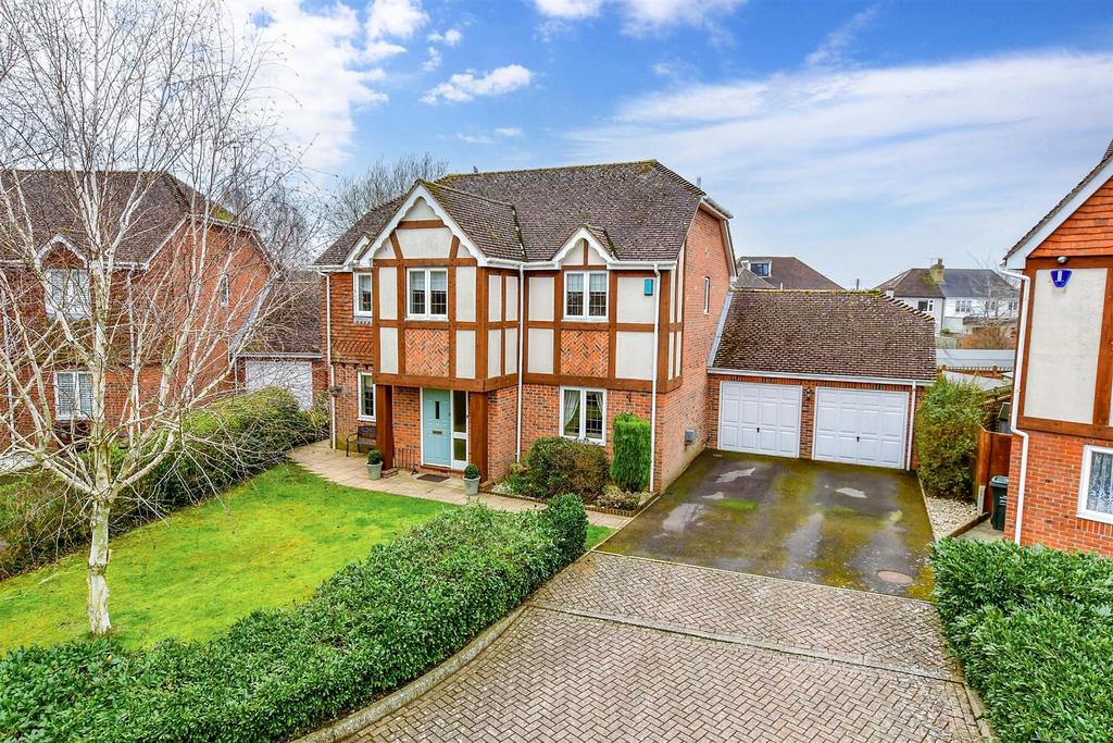 Ryecroft, Longfield Hill, Longfield, Kent 5 bed detached house for sale