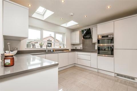 4 bedroom detached house for sale, Cliffewood Rise, Clayton West, Huddersfield, West Yorkshire, HD8