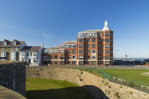 2 bedroom apartment for sale, Ranelagh Road, Deal, Kent, CT14