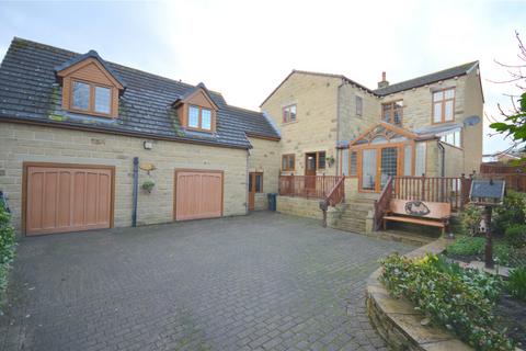 5 bedroom detached house for sale - Grove Street, Mirfield, WF14