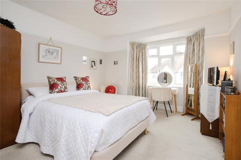 93 Gloucester Road, Kingston Upon Thames, KT1 3QW