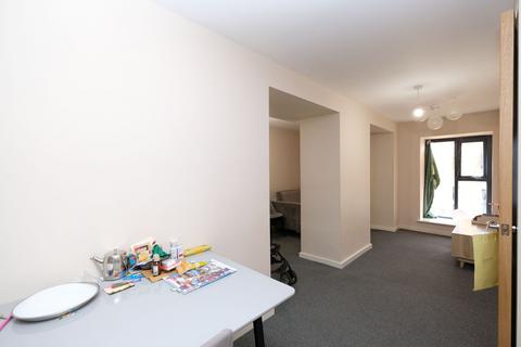 2 bedroom apartment for sale - Vestry Court, John William Street, Eccles, M30
