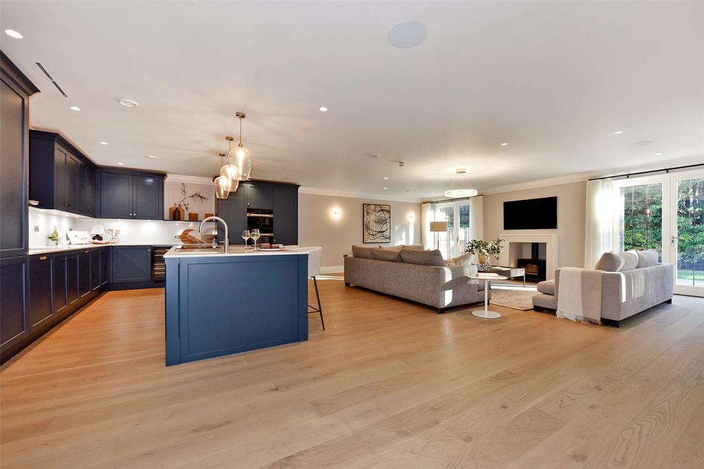 Kitchen/Family