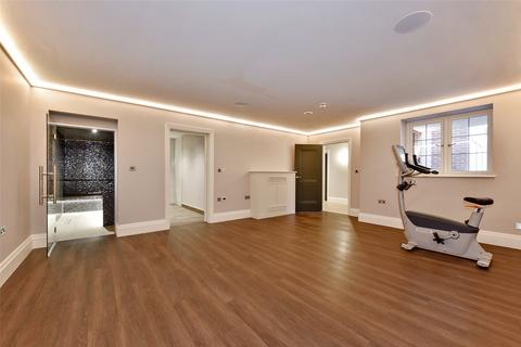 Newbury House, 2 Knottocks Drive, Beaconsfield, HP9 2AH