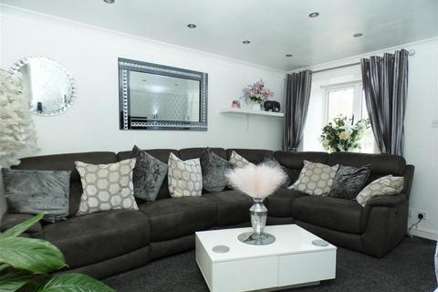 3 bedroom detached house for sale, St Andrews Drive, Huyton, Liverpool