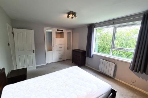 2 bedroom flat for sale, Pelham Way, Great Bookham KT23