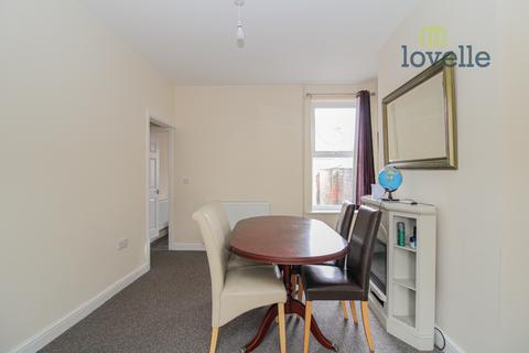 102 Ladysmith Road, Grimsby, DN32 9EQ