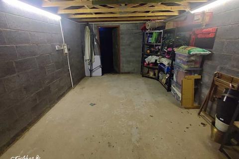 Garage to rent - Dean Road, Haslingden BB4