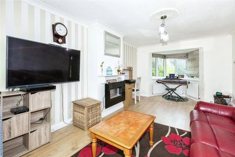 3 bedroom semi-detached house for sale - Colne Bank, Horton, Slough, Berkshire, SL3