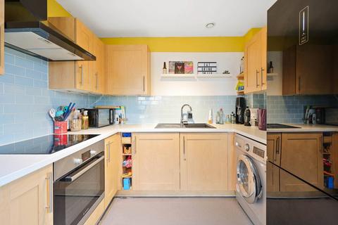 69 Maltings Close, London, E3 3TB