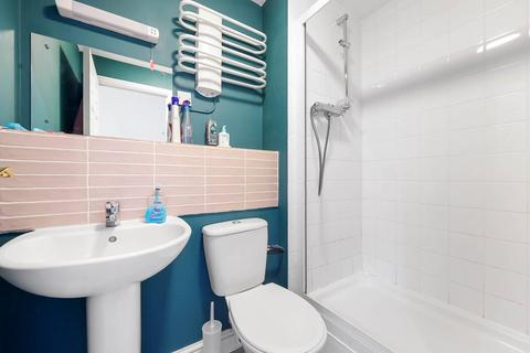 69 Maltings Close, London, E3 3TB