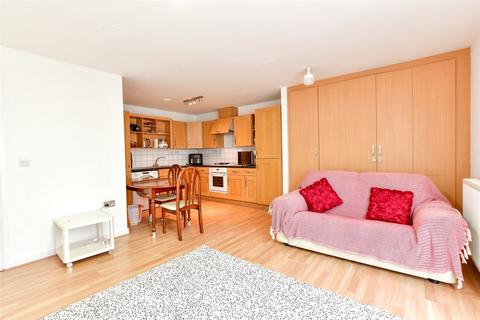 1 bedroom apartment for sale, Lea Bridge Road, Leyton