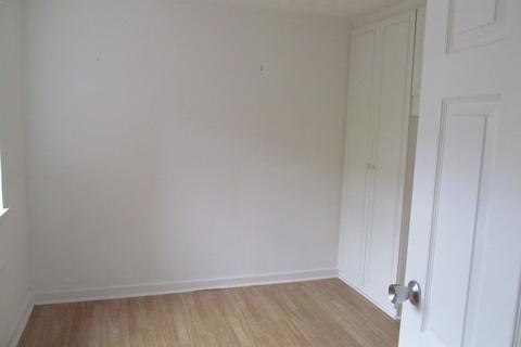 3 bedroom ground floor flat to rent - Gillies Street, Newcastle upon Tyne NE6