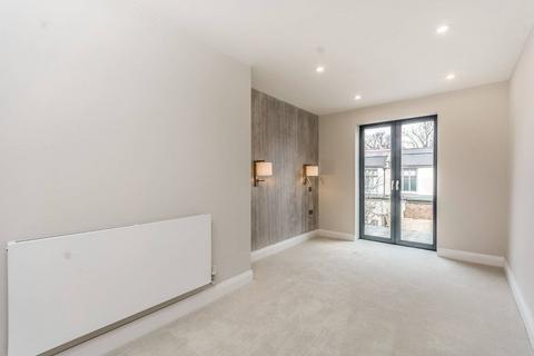 2 bedroom flat to rent, Hornsey Road, Holloway, London, N7
