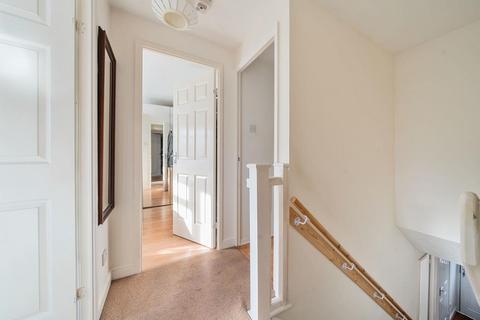 11 Farthinghoe Close, Brackley, NN13 7AR