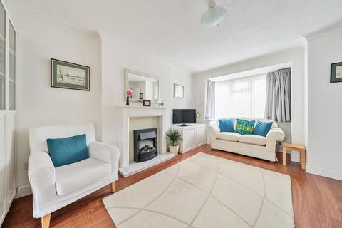 11 Farthinghoe Close, Brackley, NN13 7AR