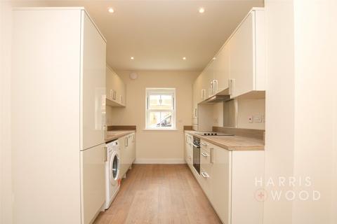 3 bedroom house to rent, Sapphire Crescent, Colchester, Essex, CO4