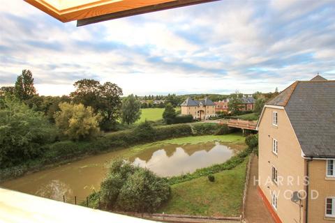 2 bedroom penthouse to rent, Colchester, Essex CO1