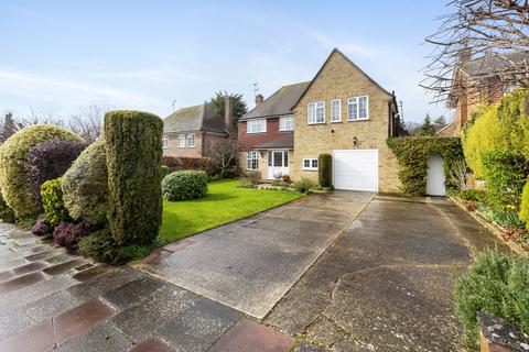 4 bedroom detached house for sale, Charmandean, Worthing BN14