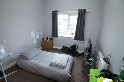 Flat 28, Calder Court Riverside Close, Romford, RM1 1EN