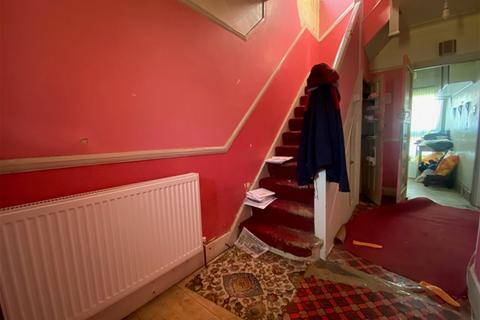 91 Burnway, Hornchurch, RM11 3SN