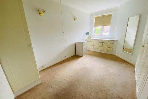 1 bedroom flat for sale, 35 JUNCTION ROAD, ROMFORD RM1