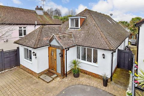 4 bedroom detached bungalow for sale, Nyetimber Lane, Bognor Regis, West Sussex