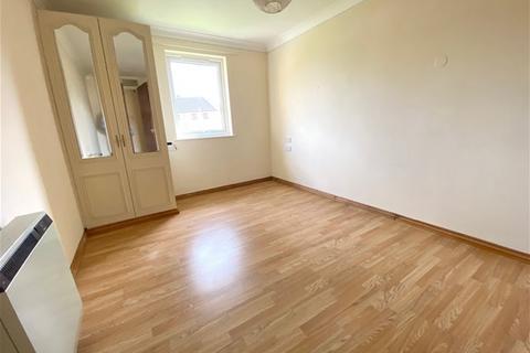 2 bedroom property for sale, PORTLAND CLOSE, CHADWELL HEATH RM6