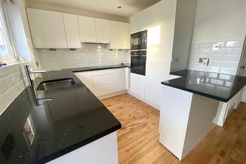 15 Littell Tweed, Chelmsford, CM2 6SH