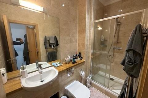 2 bedroom flat for sale, MILL LANE, CHADWELL HEATH RM6