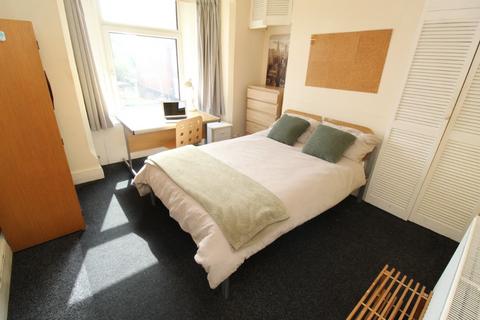 5 bedroom semi-detached house to rent - Marlborough Street  , Nottingham NG7