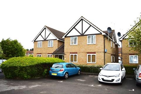 39 Rockall Court, Slough, SL3 8EZ