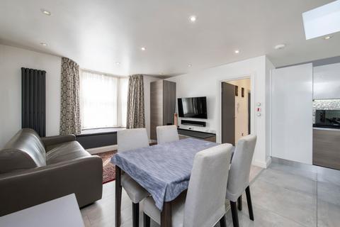 2 bedroom flat for sale - Melbourne Grove,  East Dulwich, SE22