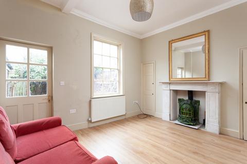 3 bedroom terraced house for sale, Mount Terrace, York, North Yorkshire, YO24
