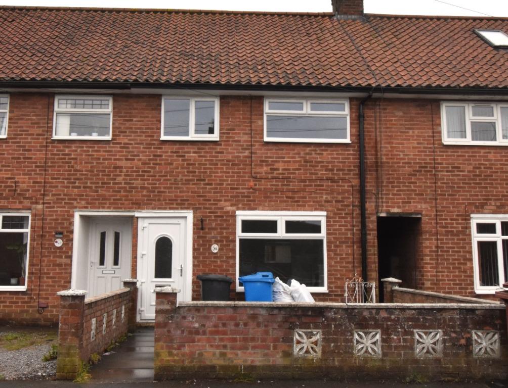 Saltash Road, Hull, HU4 3 bed terraced house £795 pcm (£183 pw)