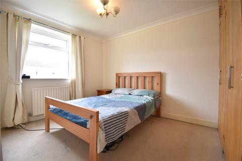 3 bedroom terraced house to rent, Pinewood Park, Farnborough, Hampshire, GU14