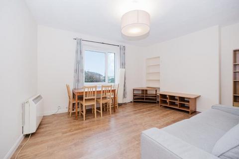 undefined, 1017L West Pilton Rise, Edinburgh, EH4 4UQ
