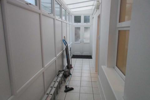 3 bedroom end of terrace house to rent - Princes Street, Southend On Sea