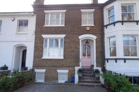 4 bedroom terraced house to rent - Scratton Road, Southend On Sea