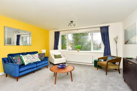 3 bedroom end of terrace house for sale, Pine Tree Court, Maidstone Road, Paddock Wood, Kent