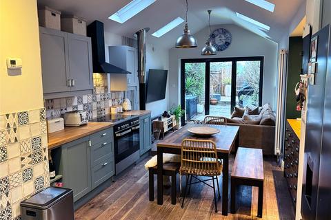 3 bedroom terraced house for sale, Cray Road, Crockenhill, Swanley