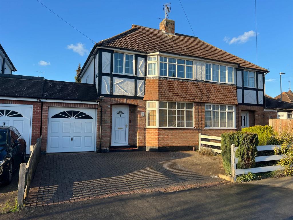 Uplands Road, Oadby, Leicester... 3 bed semidetached house for sale