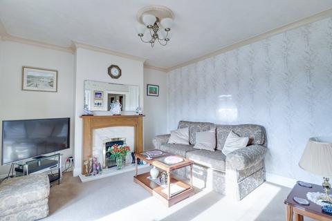 2 bedroom bungalow for sale, Rockville Terrace, Yeadon, Leeds, West Yorkshire, LS19