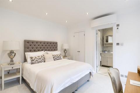 2 bedroom flat to rent, Park Mount Lodge, 12-14 Reeves Mews, Mayfair, London, W1K