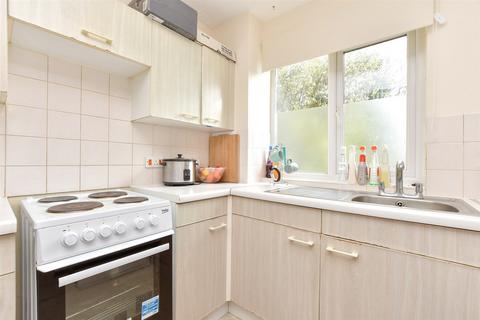 1 bedroom end of terrace house for sale, Keats Avenue, Redhill, Surrey