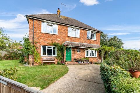 3 bedroom detached house for sale, The Street, Ashford TN27