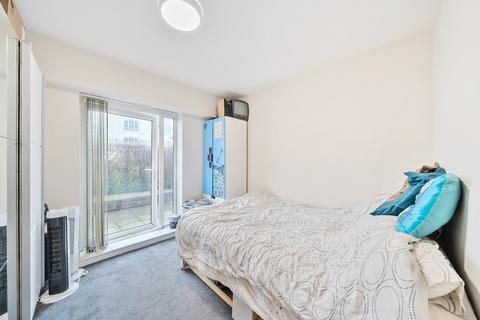 2 bedroom apartment for sale, Boulevard Drive, Beaufort Park, Colindale, NW9