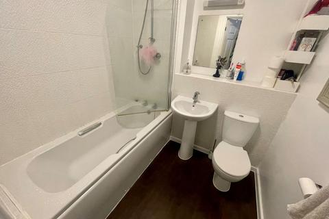 99 Booth Park, Northampton, NN3 6HS
